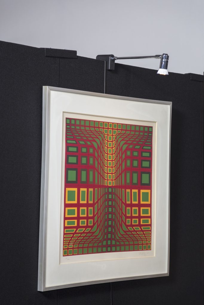 pictures-artdisplay-03